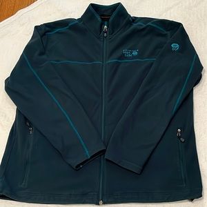 Men’s Mountain Hardwear Full Zip Fleece size XXL, green.